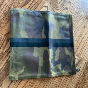 Clare V. Camo fold over clutch